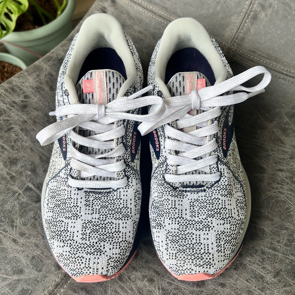 Brooks Adrenaline 21 GTS - Picture 1 of 7